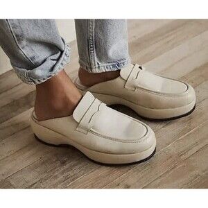 FREE PEOPLE Winston Distressed Ivory Platform Slip-On Mules EU40/US9.5 NWOB